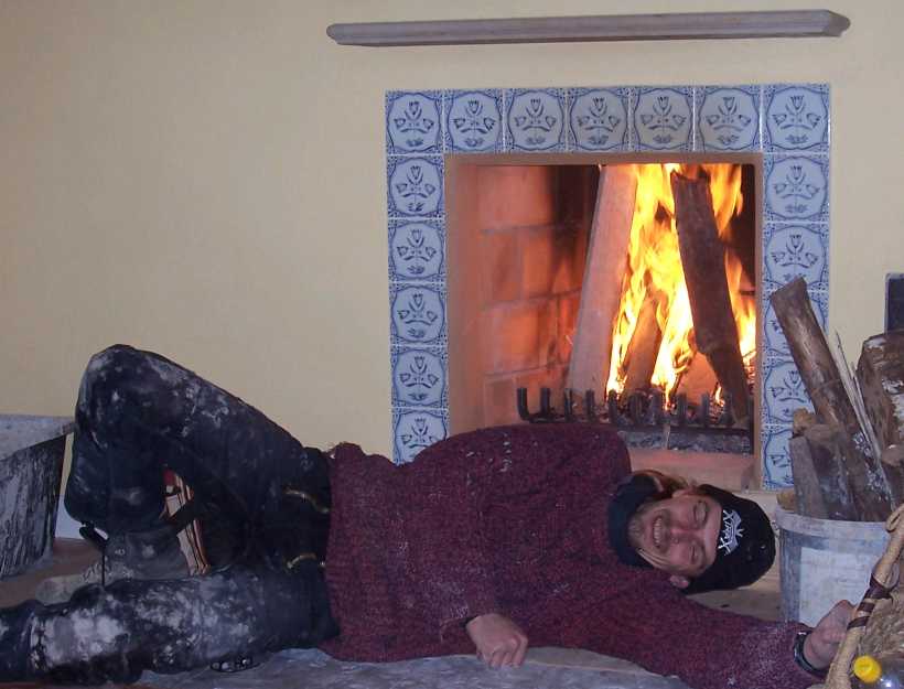 Offener Kamin in einer Ferienwohnung